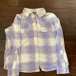 This is a small lavender and white plaid  shirt from 32°HEAT